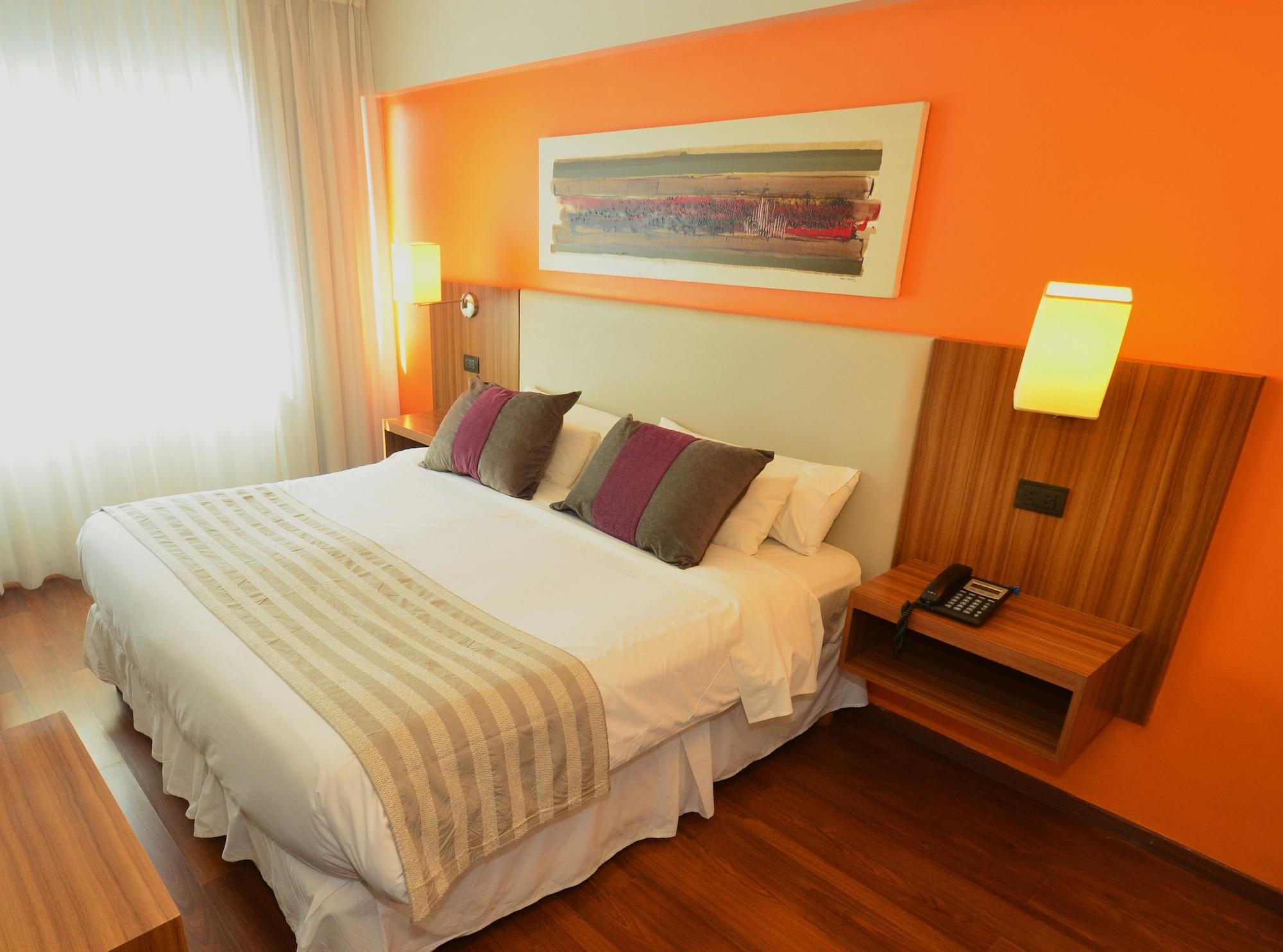 Hotel Bicentenario Suites & Spa Сан-Мигель-де-Тукуман Экстерьер фото